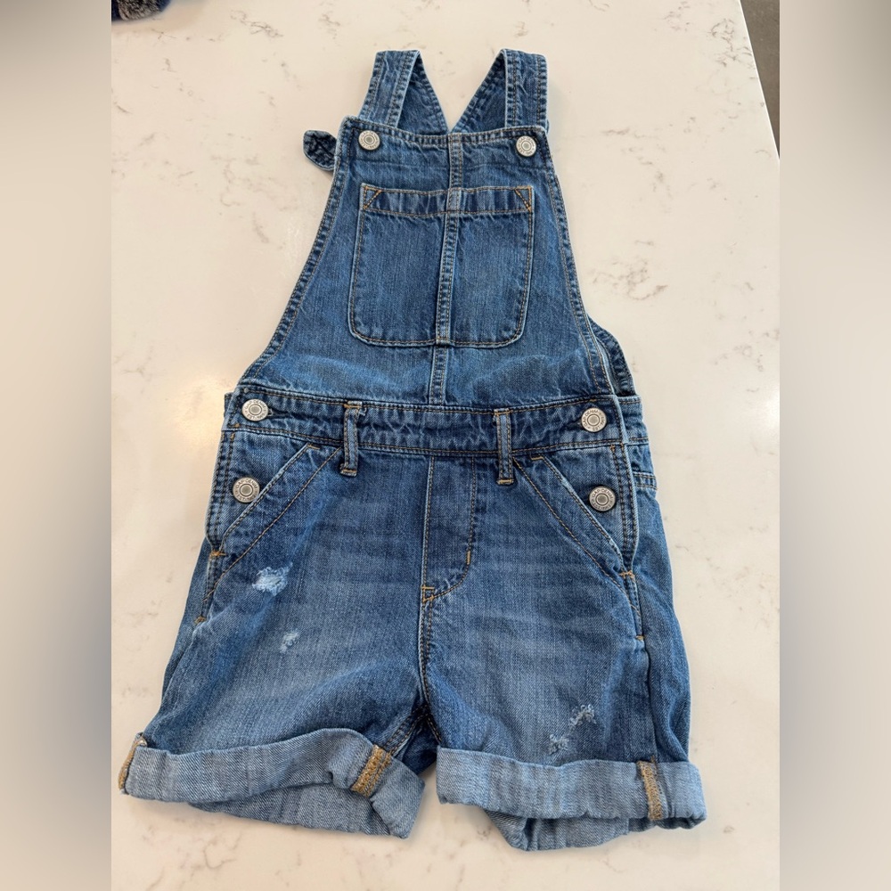 GAP girls size 5 Denim Blue Overalls